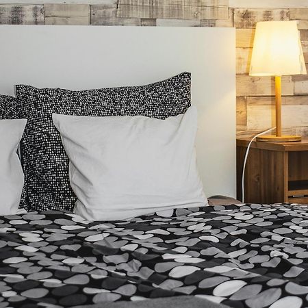 3 Room Apartment In The Beautiful Street Будапеща Екстериор снимка