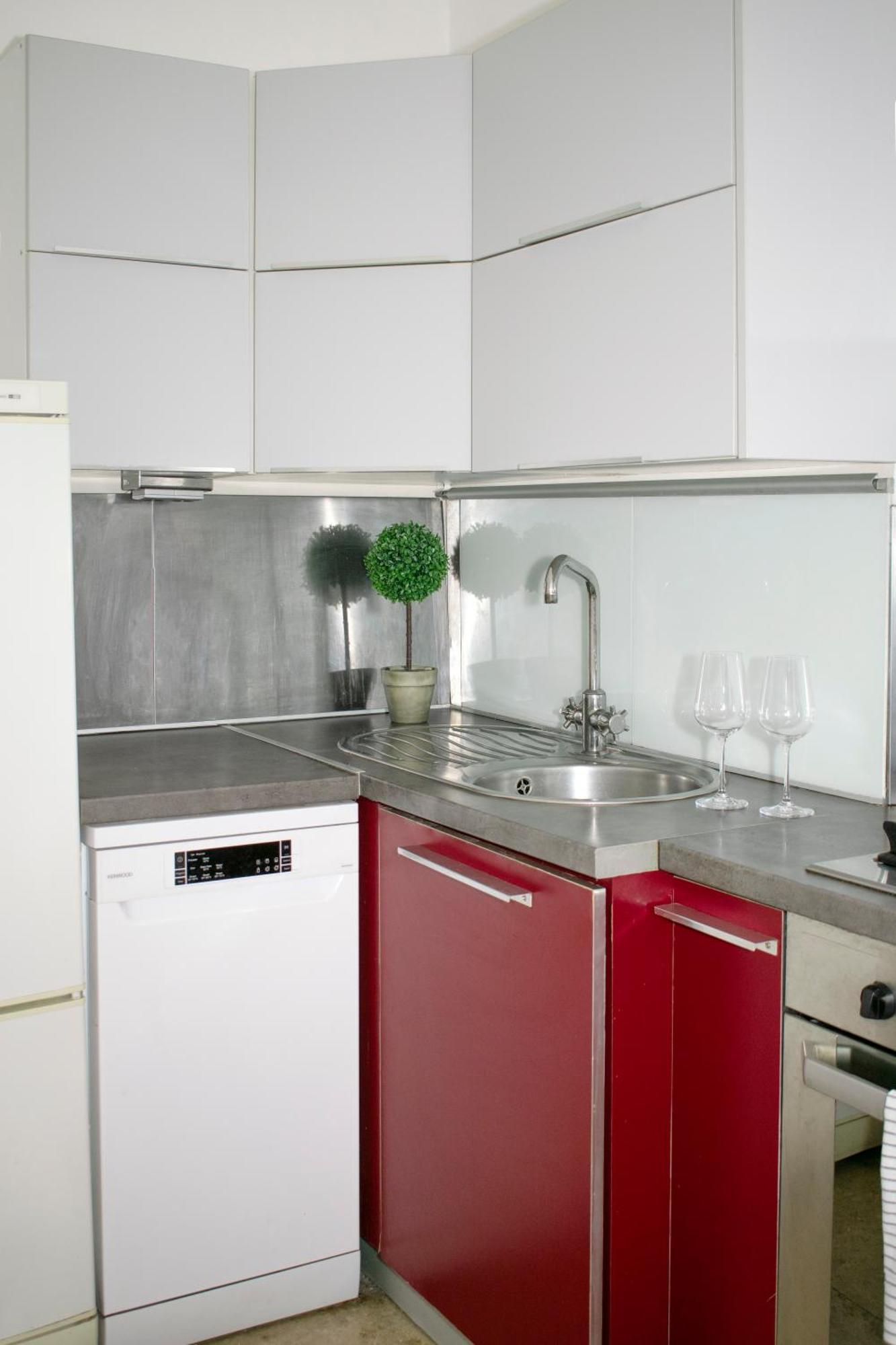 3 Room Apartment In The Beautiful Street Будапеща Екстериор снимка