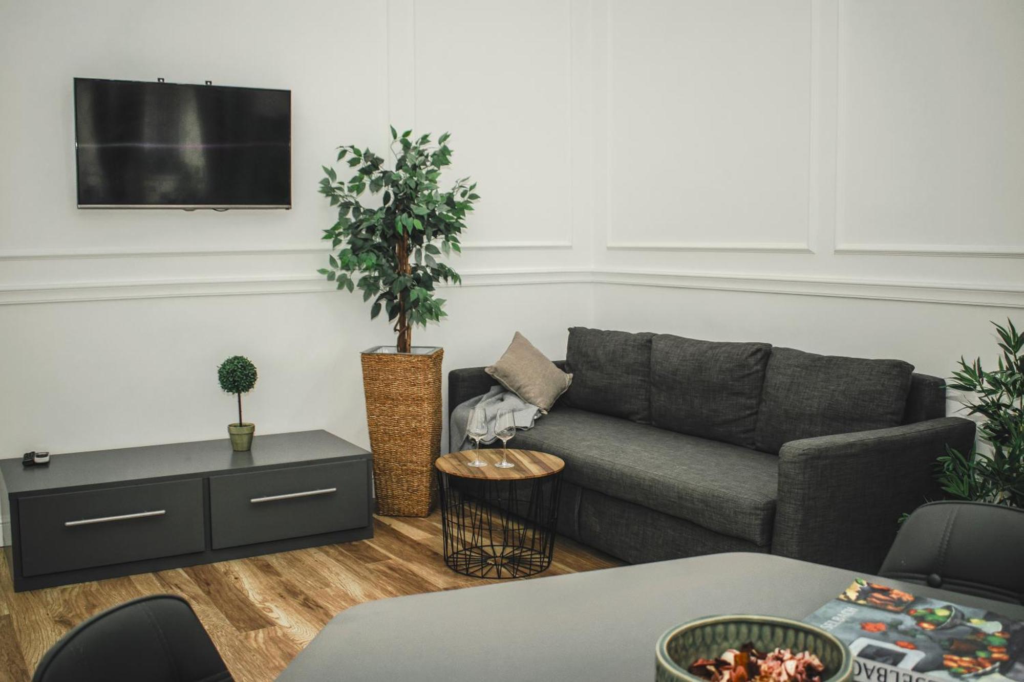 3 Room Apartment In The Beautiful Street Будапеща Екстериор снимка