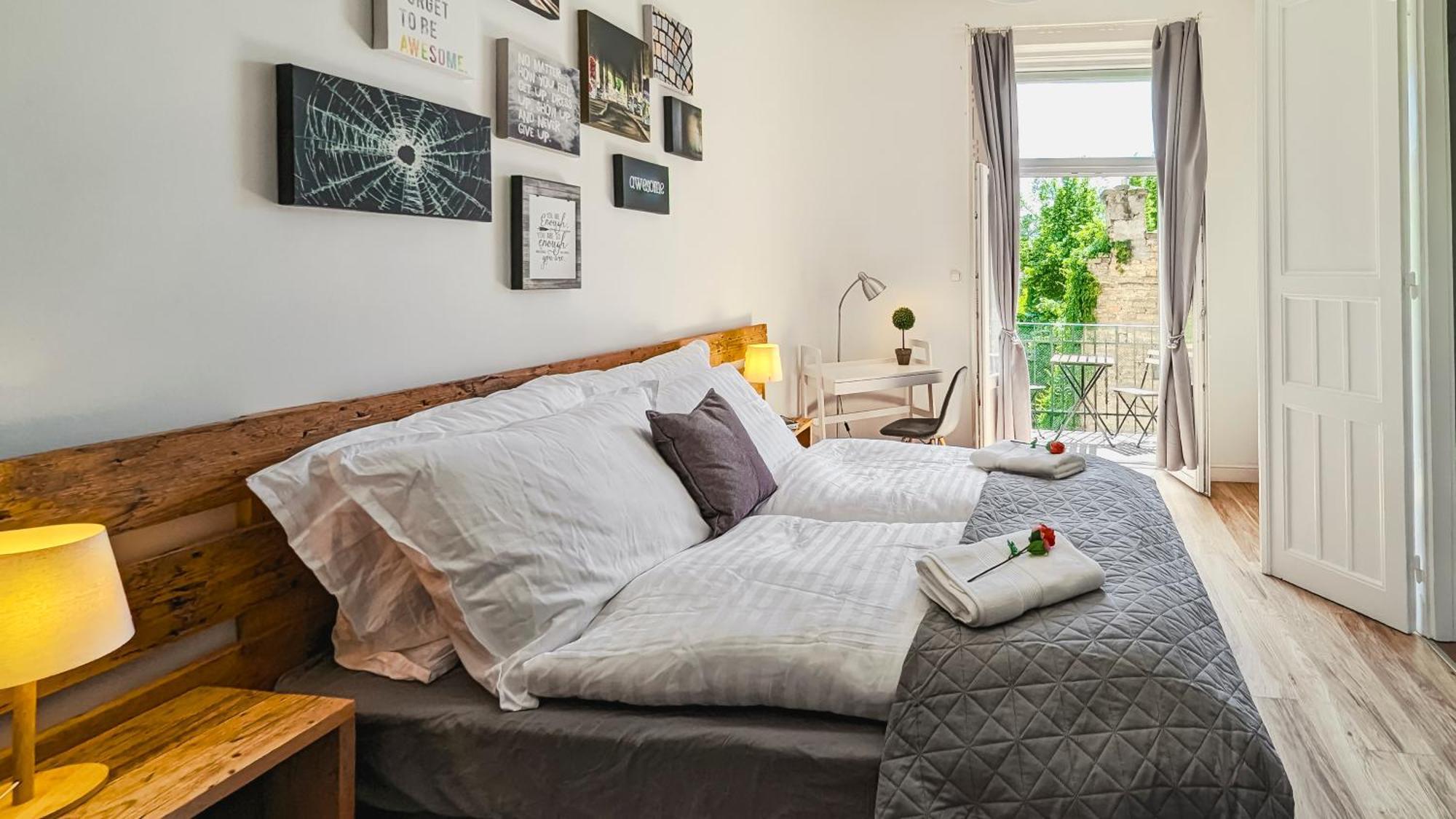 3 Room Apartment In The Beautiful Street Будапеща Екстериор снимка