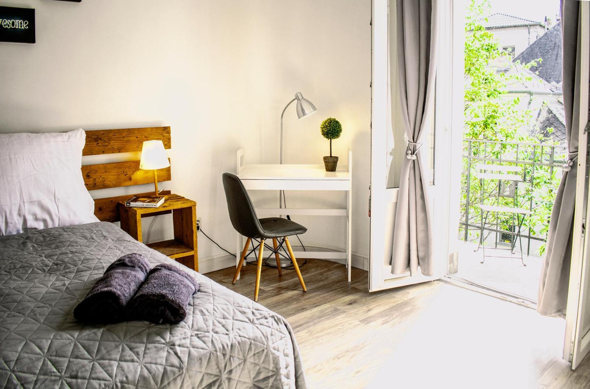 3 Room Apartment In The Beautiful Street Будапеща Екстериор снимка